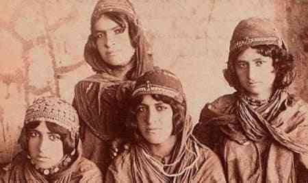 تاریخچه طراحی لباس در ایران